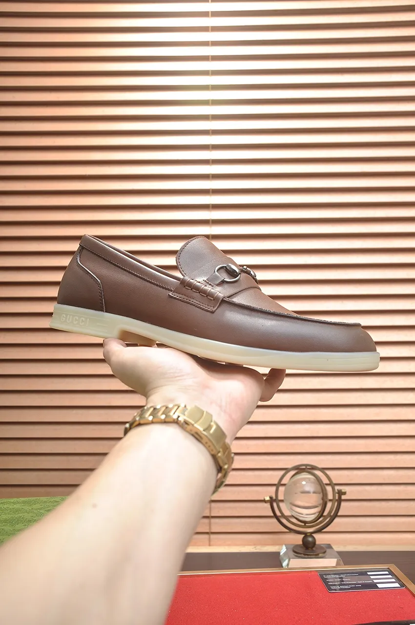 Men's shoes 💰440💶【GUCCI】 (High-end Niuli) New 🍀Gucci* - top version Gucci classic casual leather shoes! It is made of imported original cowhide and has a comfortable first layer of cowhide lining! Original wear-resistant rubber outsole! High quality products! Code number 38-44!
